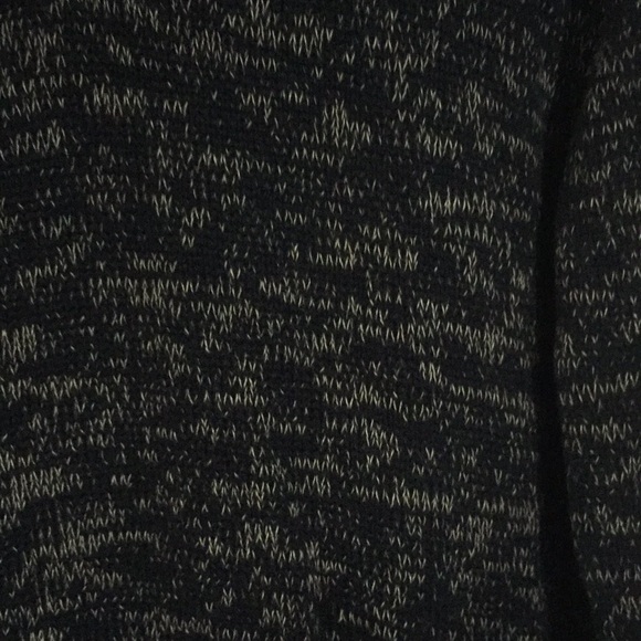 H&M sweater with hoodie size Medium - Picture 6 of 10